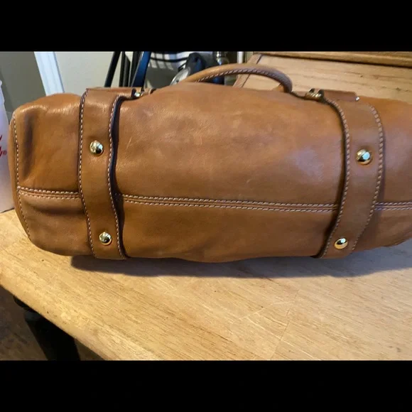 Michael Kors Tan Leather Bag - Picture 7 of 16